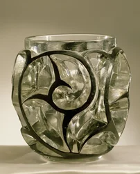 Whirpools Vase, 1926